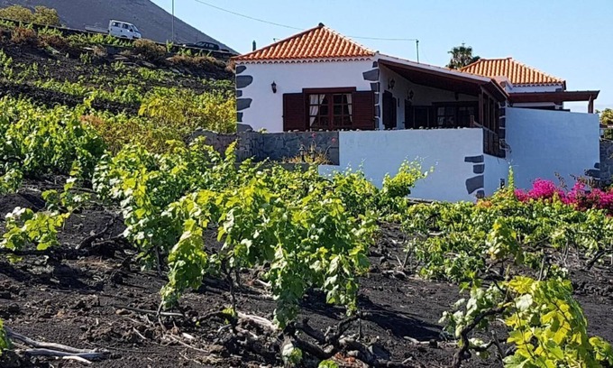 Los Quemados House | Holiday house Fuencaliente de la Palma for 1 - 3 persons with 1 bedroom - Holiday home