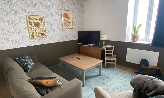 Saint-Christophe-du-Bois House | Holiday Home 'Katel Chez Elle - Maison 5 Pers' with Private Terrace, Private Garden and Wi-Fi