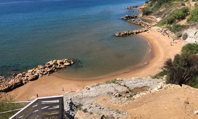 Isola di Capo Rizzuto Apartment | Holiday Apartment "Capo Rizzuto 2" with Sea View, Private Terrace & Wi-Fi