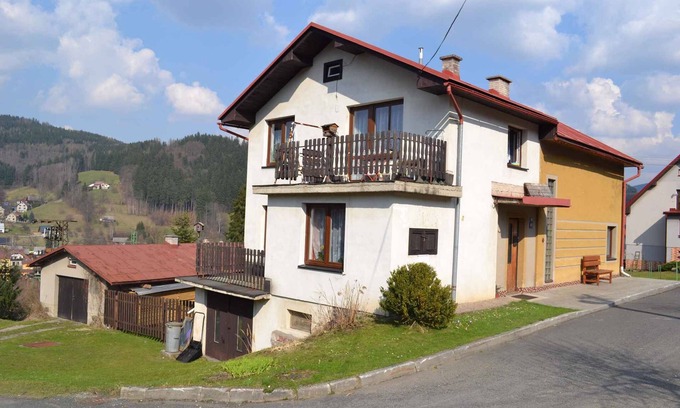 Jablonec nad Jizerou Apartment | Holiday apartment near the ski lift and natural pool
