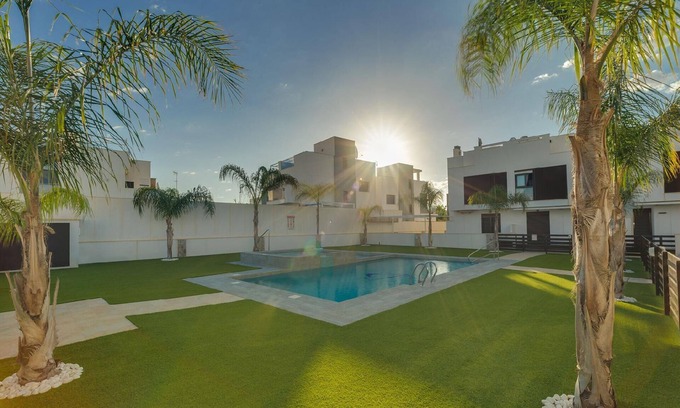 Torre de la Horadada Apartment | Holiday apartment Pilar de la Horadada for 1 - 6 persons with 3 bedrooms - Holiday apartment