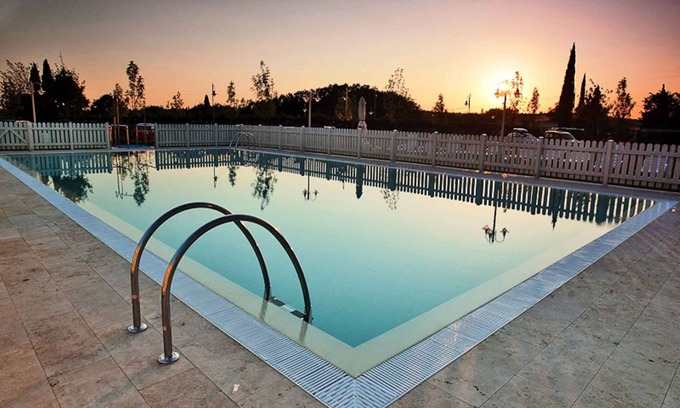 San Pietro in Bossolo Apartment | Holiday apartment with outdoor swimming pool