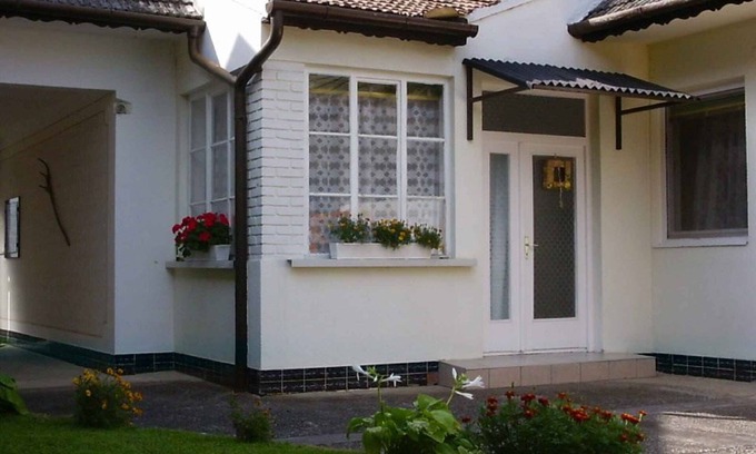 Sankt Andra am Zicksee Apartment | Holiday apartment in a central location