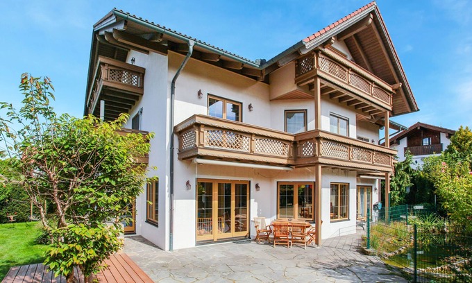 Gelting Apartment | Holiday Apartment "Gelting" with Mountain View, West and South Balcony and Wi-Fi
