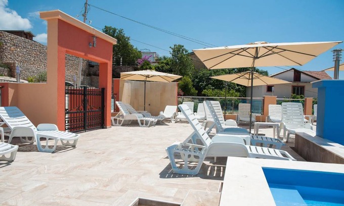 Utjeha Apartment | Holiday apartment Utjeha for 1 - 4 persons with 1 bedroom - Holiday apartment