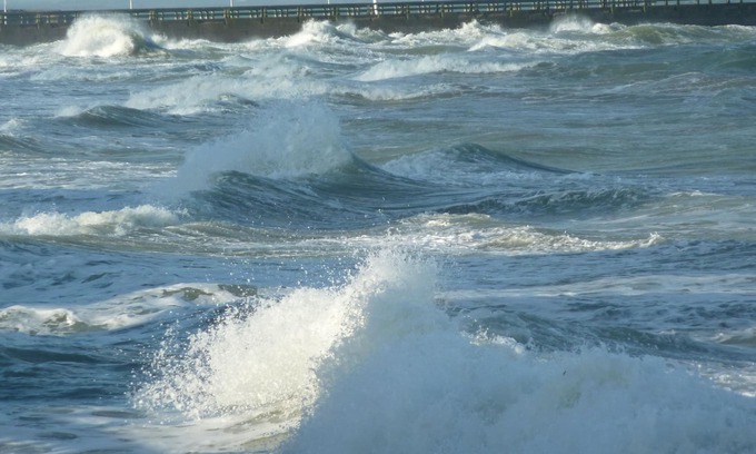 Grandcamp-Maisy Apartment | Holiday apartment by the sea Normandy coast port of Grandcamp Maisy