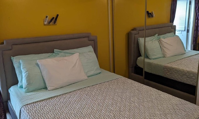 Sunrise Apartment | Holiday apartment Fort Lauderdale for 1 - 2 persons - Row house