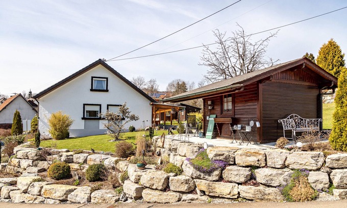Hausen am Tann Apartment | Holiday Apartment "House Elfi" with Mountain View, Private Terrace & Wi-Fi
