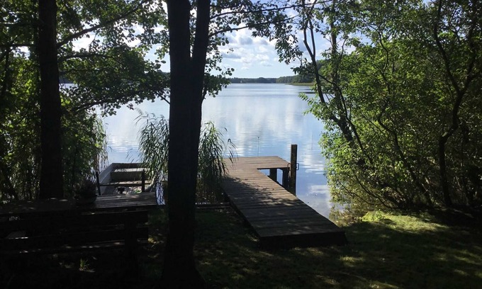 Wokuhl-Dabelow Apartment | Holiday apartment with fishing boat in Herzwolde (81527) - Holiday apartment in Herzwolde
