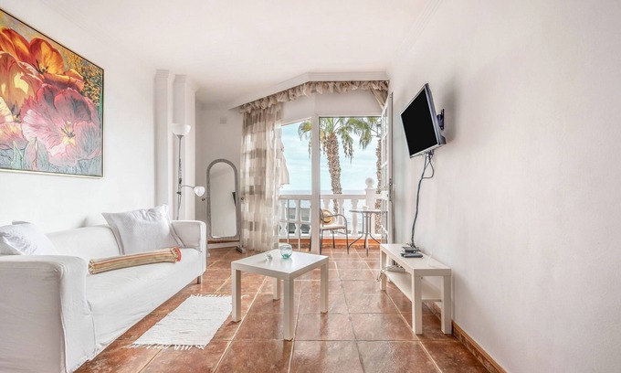 Playa San Juan Apartment | Holiday Apartment “Carla 2B” in Playa San Juan with Sea View & Wi-Fi