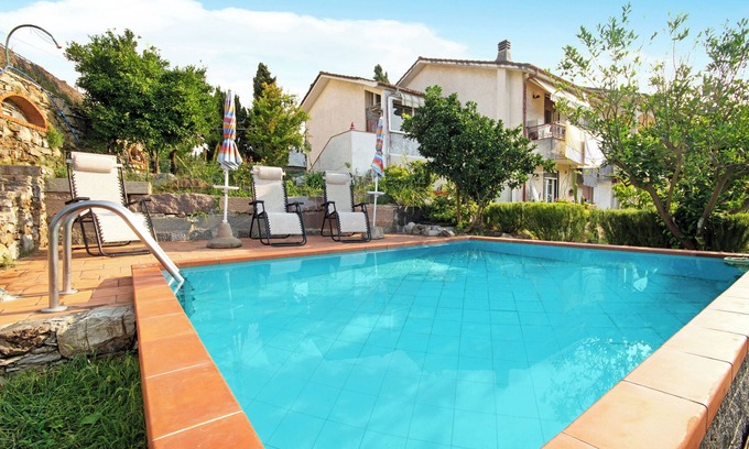 Casarza Ligure Apartment | Holiday Apartment "Ca Olivella" with Sea View, Pool & Wi-Fi