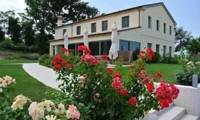 Monte San Vito Apartment | Holiday apartment Monte San Vito for 2 - 6 persons with 2 bedrooms - Holiday apartment