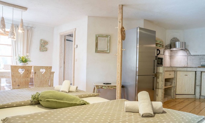 Gozd Martuljek Apartment | Holiday apartment with balcony