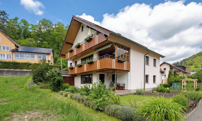 Bichishausen Apartment | Holiday Apartment 'Abendrot' with Terrace, Shared Garden and Wi-Fi
