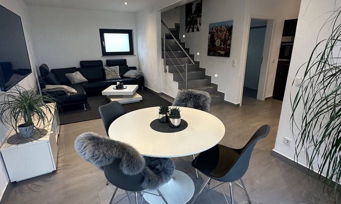 Drolshagen Apartment | Holiday Apartment "Alte Scheune Drolshagen" with Private Terrace, Shared Garden & Wi-Fi