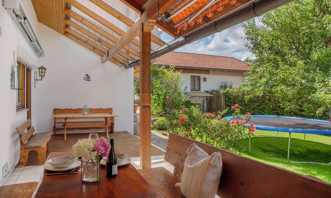 Bad Toelz Apartment | Holiday Apartment 'Auszeit Brunner' with Private Terrace, Shared Garden and Wi-Fi