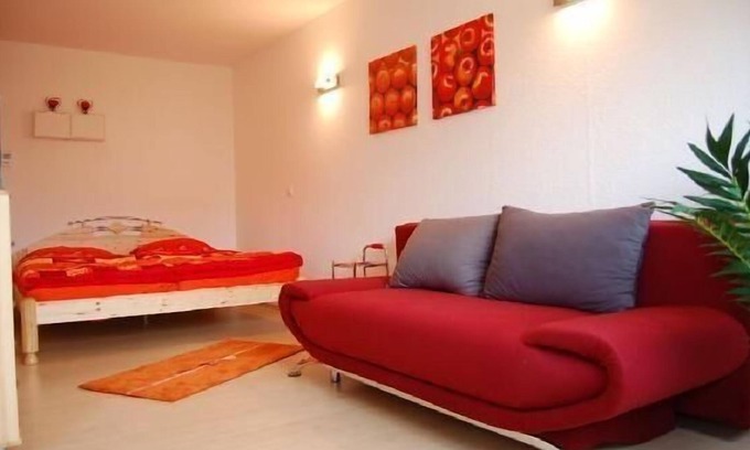 Lichtenrade Apartment | Holiday apartment Berlin for 1 - 6 persons with 2 bedrooms - Holiday apartment in one or multi-famil
