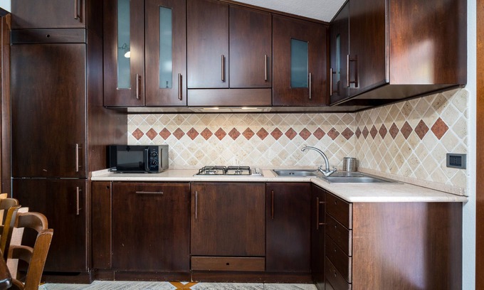 Orani Apartment | Holiday Apartment "Casa Dello Scultore" with Mountain View & 3 Balconies