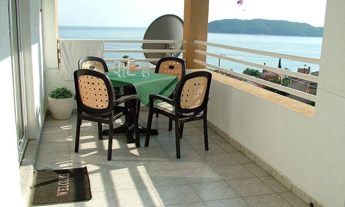Rafajlovici Apartment | Holiday apartment Cetinje for 1 - 5 persons with 1 bedroom - Holiday apartment in one or multi-famil