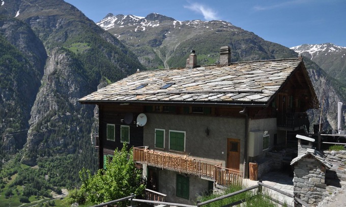 St. Niklaus Apartment | Holiday apartment St. Niklaus VS for 1 - 3 persons with 2 bedrooms - Holiday apartment