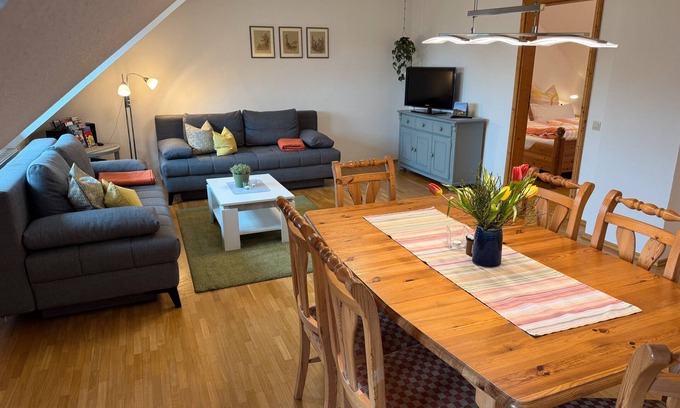 Wilhelmsdorf Apartment | Holiday Apartment 'Jägerstube' with Shared Terrace, Shared Garden and Wi-Fi