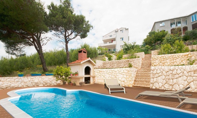 Kamen Apartment | Holiday apartment Duilovo for 1 - 10 persons with 1 bedroom - Twin house