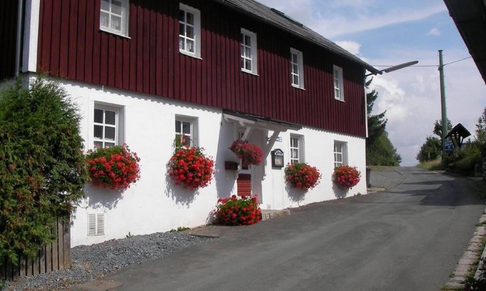 Presseck Apartment | Holiday apartment Elbersreuth for 1 - 12 persons with 4 bedrooms - Holiday apartment