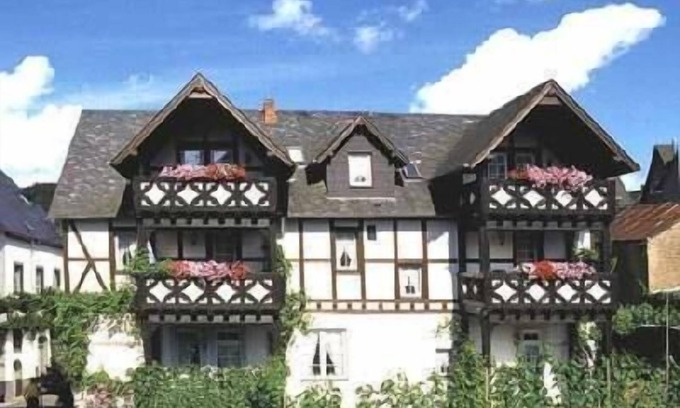 Ernst Apartment | Holiday apartment Ernst for 2 - 3 persons with 2 bedrooms - Holiday apartment