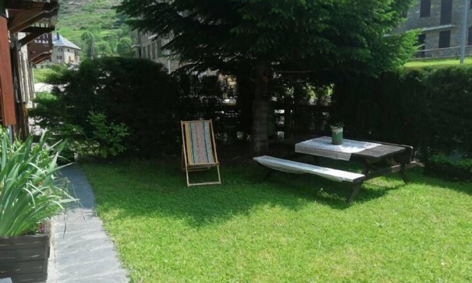 Pla de l'Ermita Apartment | Holiday apartment Caldes de Boi for 1 - 5 persons with 3 bedrooms - Holiday apartment in one or mult