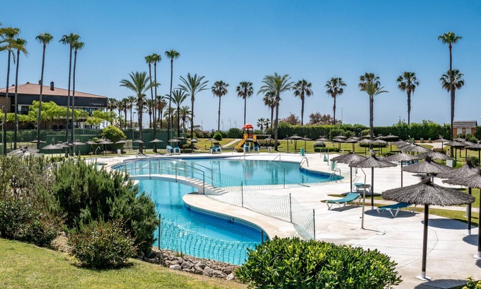 Isla Cristina Apartment | Holiday Apartment 'Kiko Las Americas' with Sea View, Shared Pool & Terrace