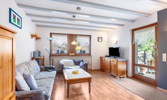 Brandenberg-Fahl Apartment | Holiday Apartment 'Feldbergblick' with Mountain View, Private Terrace and Wi-Fi