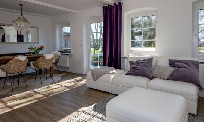 Grellsbull Apartment | Holiday apartment Fiete on the Julshof