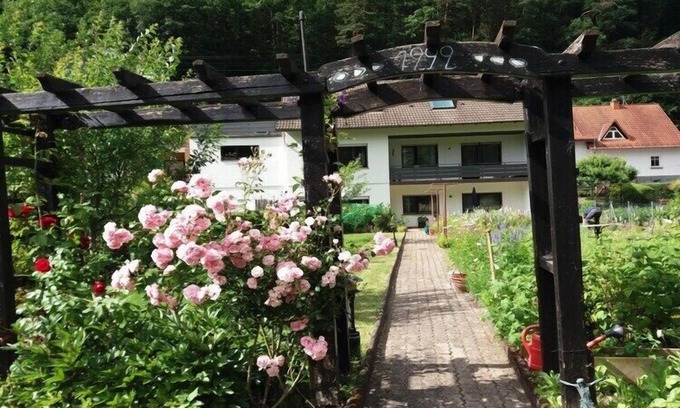 Eppenbrunn Apartment | Holiday apartment garden view