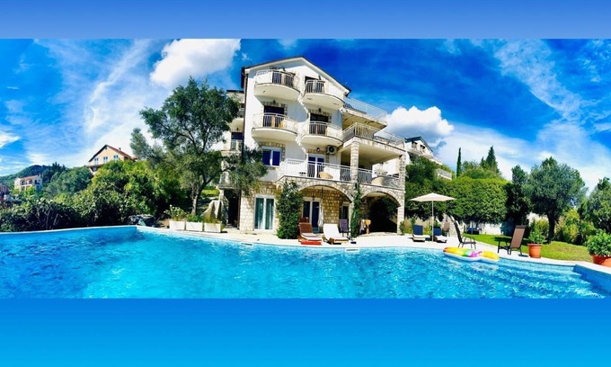 Topla Apartment | Holiday apartment Herceg Novi for 1 - 4 persons with 2 bedrooms - Holiday apartment