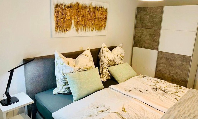 Reutin Apartment | Holiday Apartment 'H N H' with Terrace
