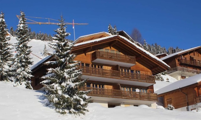 Hasliberg Ski Chalet | Holiday apartment Hasliberg Wasserwendi for 1 - 5 persons with 2 bedrooms - Chalet