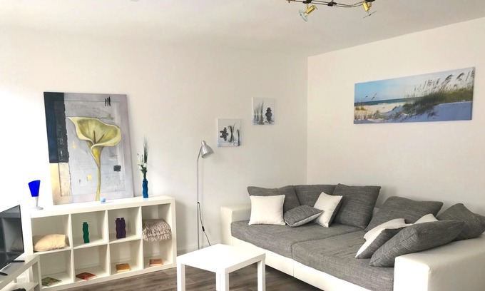 Mittelstadt Apartment | Holiday Apartment 'Haus Am Theater 1' with Balcony & Wi-Fi