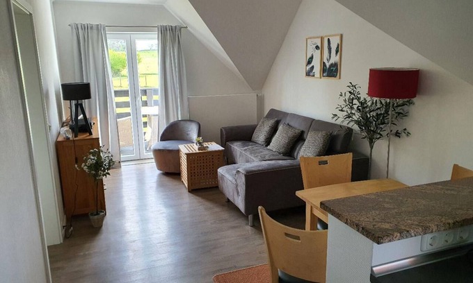 Luetow Apartment | Holiday Apartment in Lütow with Garden and Terrace