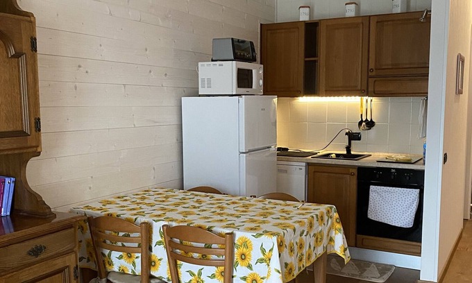 Angolo Terme Apartment | Holiday Apartment 'Colle Vareno con vista' with Mountain View, Terrace & Balcony