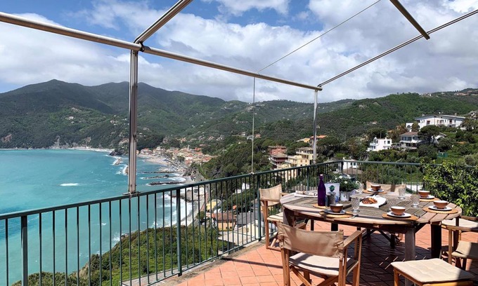 Moneglia Apartment | Holiday apartment Moneglia for 1 - 4 persons with 2 bedrooms - Holiday apartment