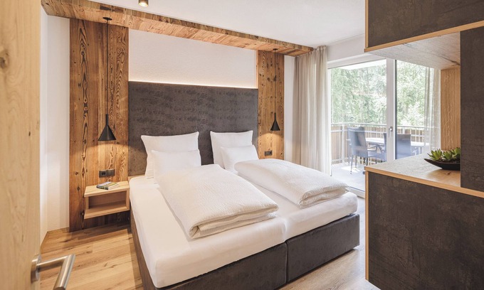 San Giovanni Apartment | Holiday Apartment 'Silva Romantic' with Mountain View, Private Terrace and Wi-Fi