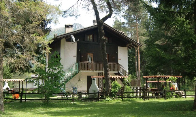 Pieve di Ledro Apartment | Holiday apartment near the lake