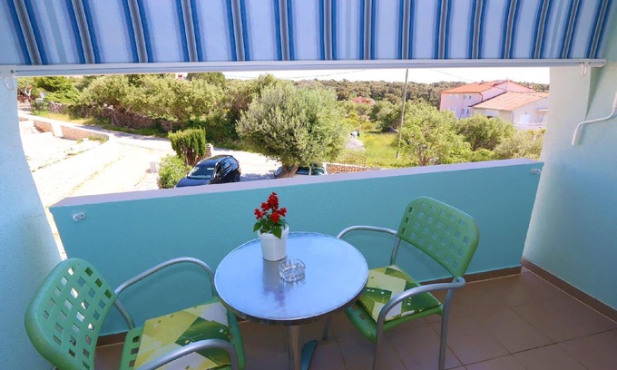 Jakisnica Apartment | Holiday apartment Jaksinica for 1 - 2 persons - Holiday apartment in one or multi-family house