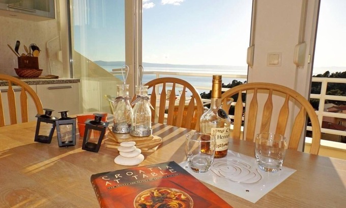 Krvavica Apartment | Holiday apartment Krvavica for 1 - 6 persons with 3 bedrooms - Holiday apartment