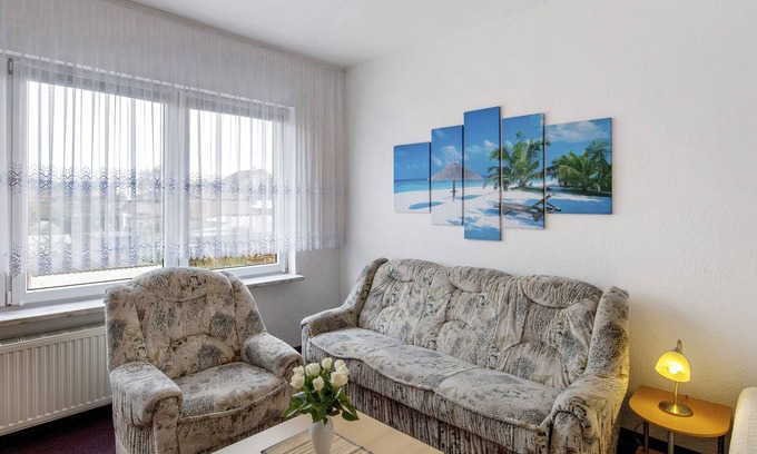 Laage Apartment | Holiday Apartment 'Laage' with Wi-Fi