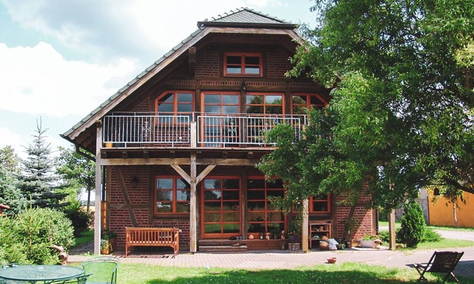 Wassersuppe Apartment | Holiday Apartment "Landhaus Charlotte - Storchennest" with Lake View, Balcony & Wi-Fi