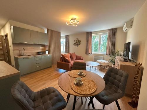 Samorin Apartment | Holiday apartment LARA in Šamorín