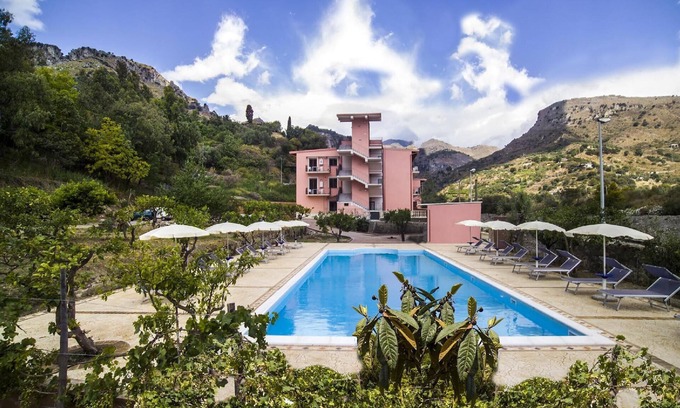 Letojanni Apartment | Holiday apartment Letojanni for 1 - 4 persons with 1 bedroom - Holiday apartment