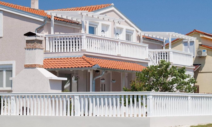 Pomer Apartment | Holiday apartment Ližnjan for 1 - 4 persons with 2 bedrooms - Holiday apartment