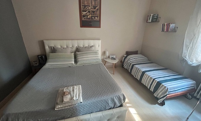 Sud-Ovest Apartment | Holiday Apartment "Locazione Panta Rei" with A/C & Wi-Fi